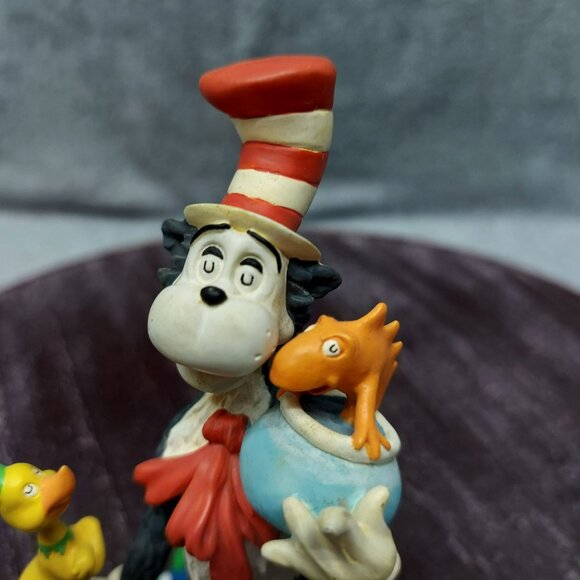 Dr. Seuss Cat In The Hat Figurine With Fish & Bird Accents - Picture 3 of 8